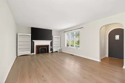 1951 Harshman Boulevard, Springfield, OH 45504 - Photo 9