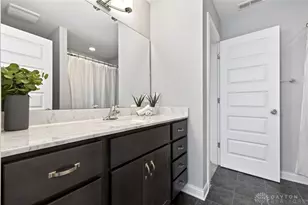 24 N Center St, Springfield, OH 45502 - Photo 27