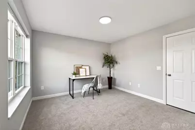 24 N Center Street, Springfield, OH 45502 - Photo 5
