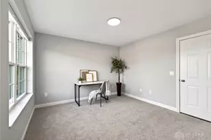 24 N Center St, Springfield, OH 45502 - Photo 5