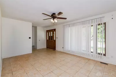 189 Katy Lane, Englewood, OH 45322 - Photo 3