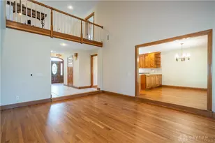 185 Barrington Village Dr, Beavercreek Twp, OH 45385 - Photo 23