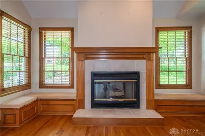 185 Barrington Village Drive, Beavercreek Twp, OH 45385 - Photo 21