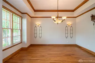 185 Barrington Village Dr, Beavercreek Twp, OH 45385 - Photo 7