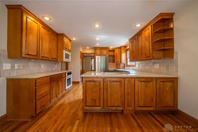 185 Barrington Village Drive, Beavercreek Twp, OH 45385 - Photo 15