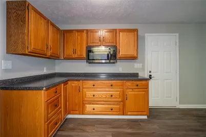 411 Birdsong Drive, Vandalia, OH 45377 - Photo 5