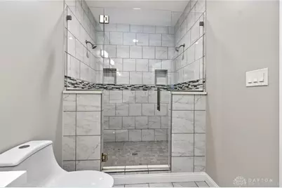 567 Golden Maple Avenue, Brookville, OH 45309 - Photo 13