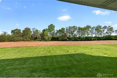 567 Golden Maple Avenue, Brookville, OH 45309 - Photo 25