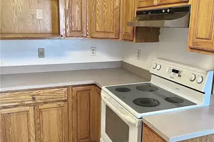 4957 Chesham Dr, Dayton, OH 45424 - Photo 7