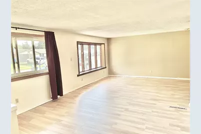 4957 Chesham Drive, Dayton, OH 45424 - Photo 3
