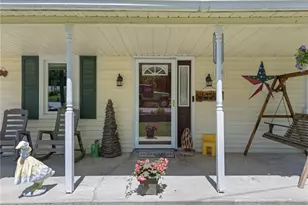 39 1st St, Waynesville, OH 45068 - Photo 3