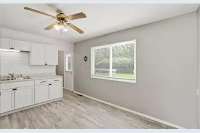 1855 Bluehill Drive, Cincinnati, OH 45240 - Photo 9