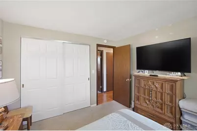 7820 Redbank, Huber Heights, OH 45424 - Photo 15