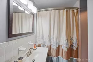 7820 Redbank, Huber Heights, OH 45424 - Photo 17