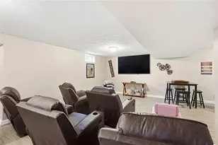 329 Beck Dr, Washington Twp, OH 45458 - Photo 33