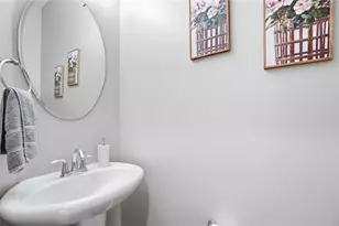 329 Beck Dr, Washington Twp, OH 45458 - Photo 15
