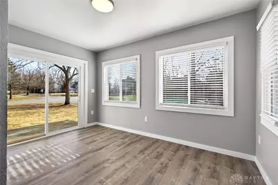 1739 Burroughs Drive, Dayton, OH 45406 - Photo 9