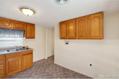 215 W Monument Street, Pleasant Hill, OH 45359 - Photo 5