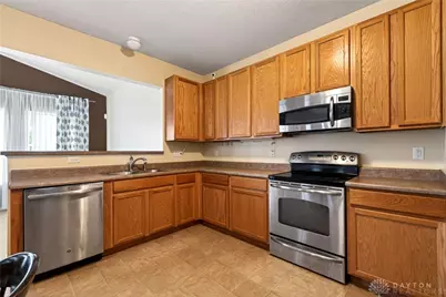 5561 Sagewood Drive, Miami Township, OH 45342 - Photo 11