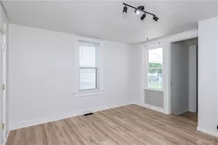 14 Adams St, Dayton, OH 45410 - Photo 11