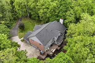 2570 River Bend Dr, Sugarcreek Twp, OH 45370 - Photo 3