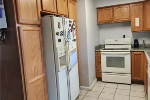 835 Fitchland Dr, Vandalia, OH 45377 - Photo 5