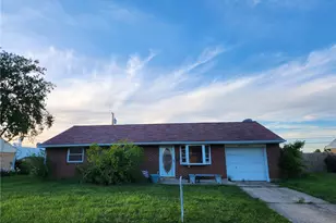 835 Fitchland Dr, Vandalia, OH 45377 - Photo 1