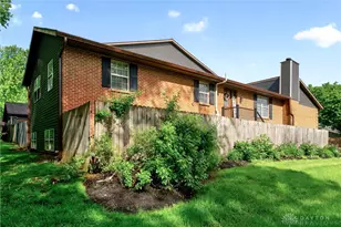 2570 Valais Ct, Sugarcreek Twp, OH 45458 - Photo 5