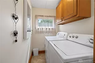 134 E 1st St, Springfield, OH 45504 - Photo 29