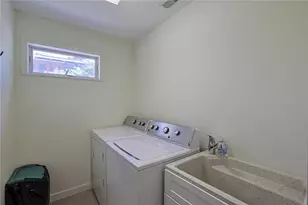136 Canal Boat Ct, Dayton, OH 45402 - Photo 21