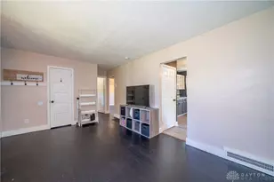 756 Alexander Dr, Dayton, OH 45403 - Photo 5