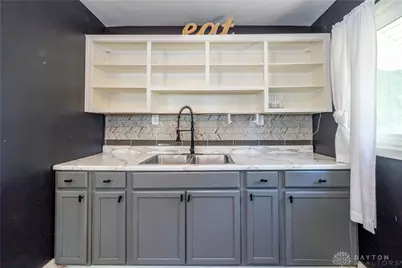 756 Alexander Drive, Dayton, OH 45403 - Photo 13