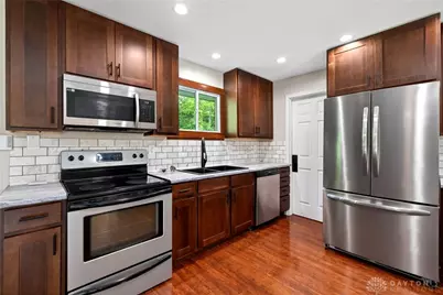 7215 N State Route 42, Wayne Twp, OH 45068 - Photo 9