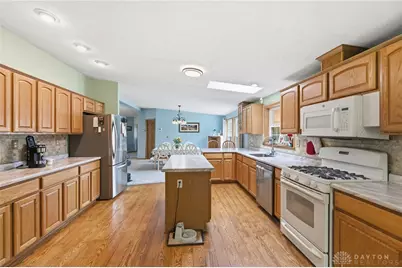 2310 Mallory Court #8, Fairborn, OH 45324 - Photo 25