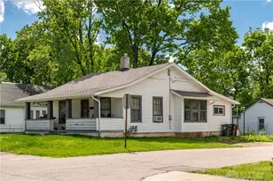 2302 Coronette Ave, Harrison Twp, OH 45414 - Photo 3