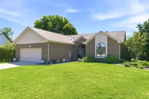 9190 Heather Dr, Washington Twp, OH 45458 - Photo 3