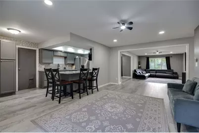 4370 Wilmington Pike, Kettering, OH 45440 - Photo 17