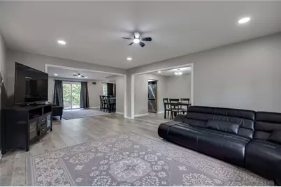 4370 Wilmington Pike, Kettering, OH 45440 - Photo 9