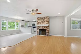 1966 Grange View Dr, Beavercreek, OH 45432 - Photo 15