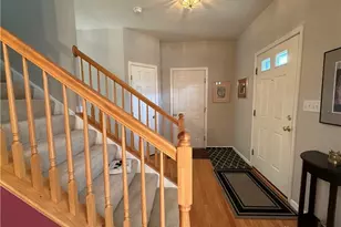 2570 King Arthur Wy, Beavercreek, OH 45431 - Photo 3