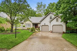 5338 Split Rail, Washington Twp, OH 45429 - Photo 3