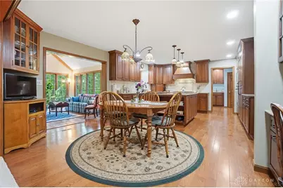 5338 Split Rail, Washington Twp, OH 45429 - Photo 11