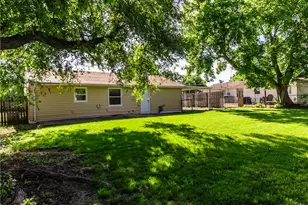 3811 Montevideo Dr, Dayton, OH 45414 - Photo 5