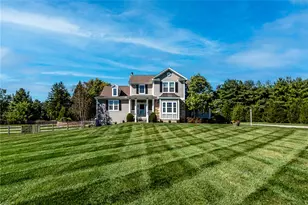 27 Hickory Meadows Ln, Turtlecreek Twp, OH 45036 - Photo 1