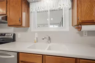 812 Hollendale Dr, Kettering, OH 45429 - Photo 15