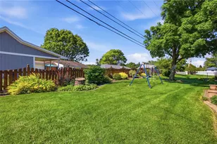 812 Hollendale Dr, Kettering, OH 45429 - Photo 37