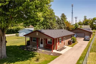 1972 John St, Hamilton, OH 45011 - Photo 3