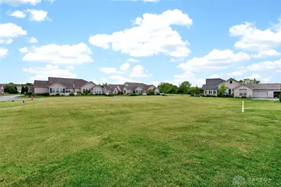 7049 Creekside Circle, Mad River Twp, OH 45324 - Photo 47