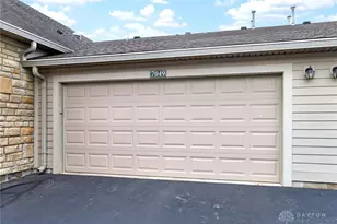 7049 Creekside Cir, Mad River Twp, OH 45323 - Photo 5