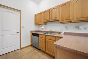 601 Meadowview Ct, Franklin, OH 45005 - Photo 11